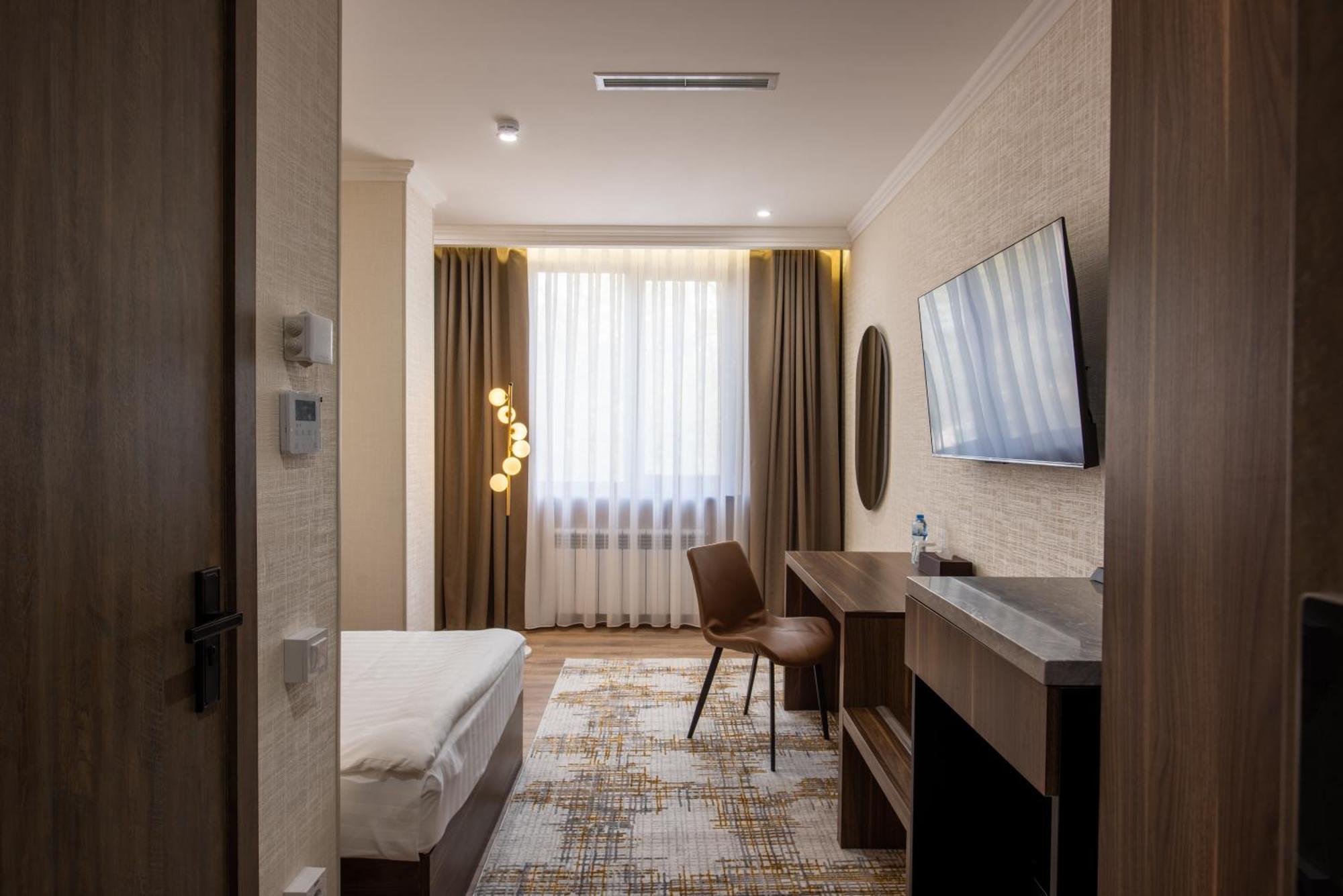 Silk Road Premium Hotel Tashkent Luaran gambar